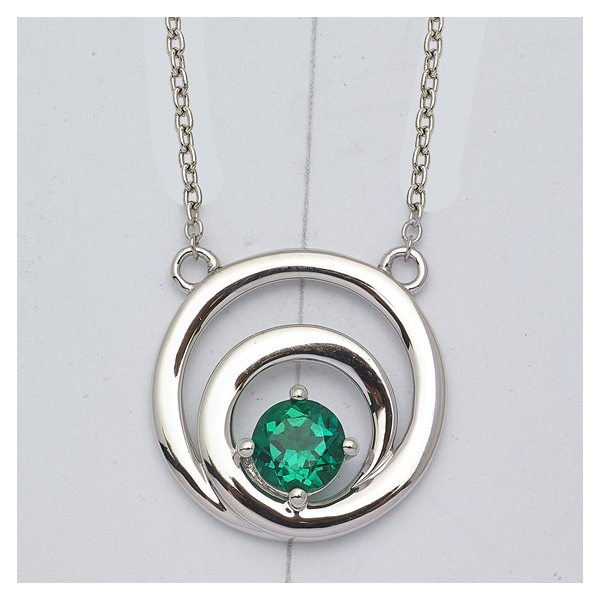 14kt WG LG Emerald Circle Necklace Carroll's Jewelers Doylestown, PA