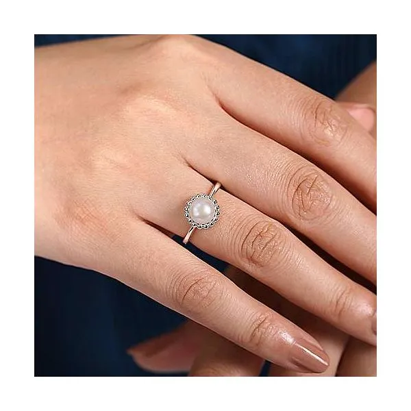 SS Pearl Ring Image 3 Carroll's Jewelers Doylestown, PA