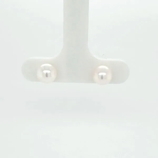 6.50x6.00mm Pearl Stud earrings