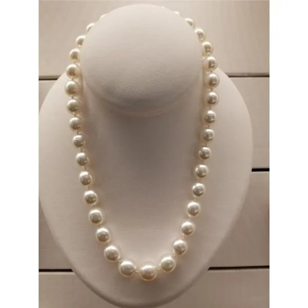 South Sea Pearl Strand 12.4 x 10mm similar item image