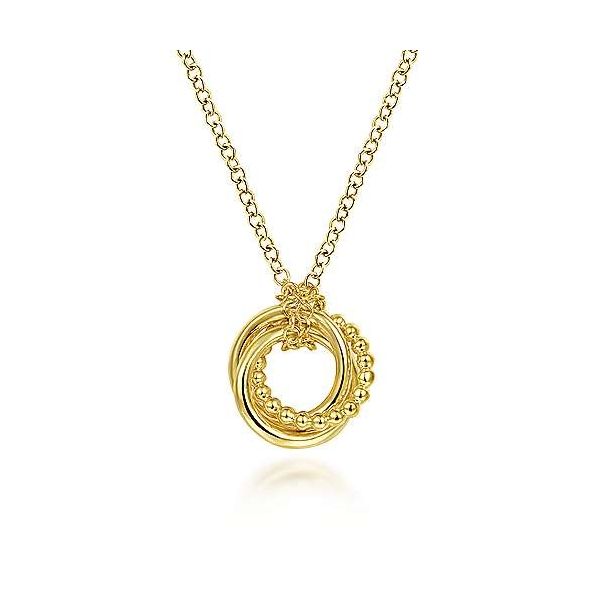 14kt YG Interlocking circle pendant Carroll's Jewelers Doylestown, PA