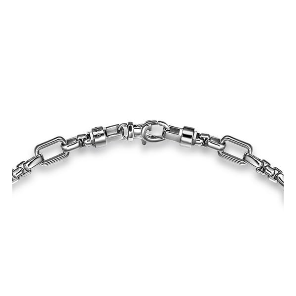 Silver Heavy Figaro Chain Image 3 Carroll's Jewelers Doylestown, PA