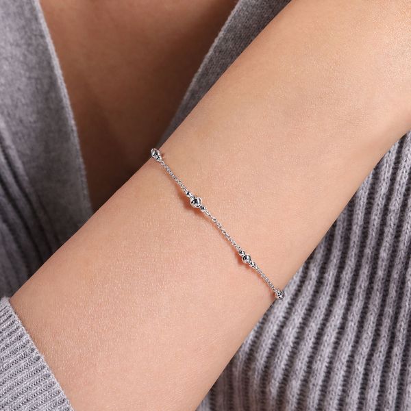 Gabriel Green Amethyst station bracelet Image 2 Carroll's Jewelers Doylestown, PA