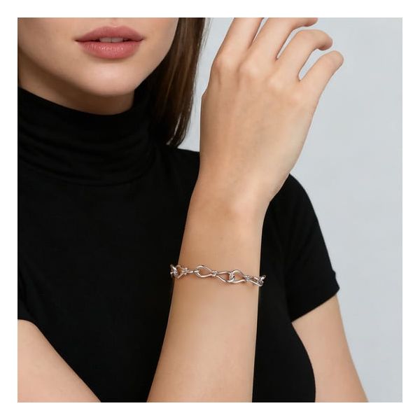 Sterling Silver Stirrup Link Bracelet Image 3 Carroll's Jewelers Doylestown, PA