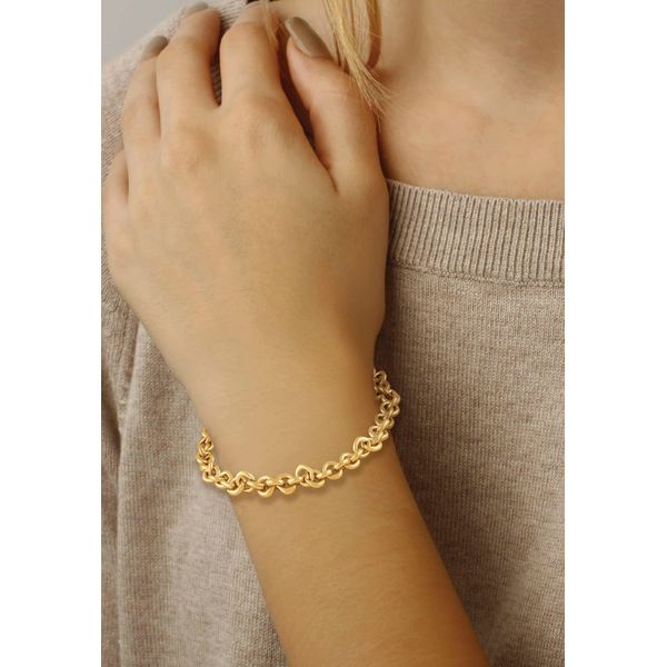 Gold Plated Rolo Chain Bracelet Image 2 Carroll's Jewelers Doylestown, PA