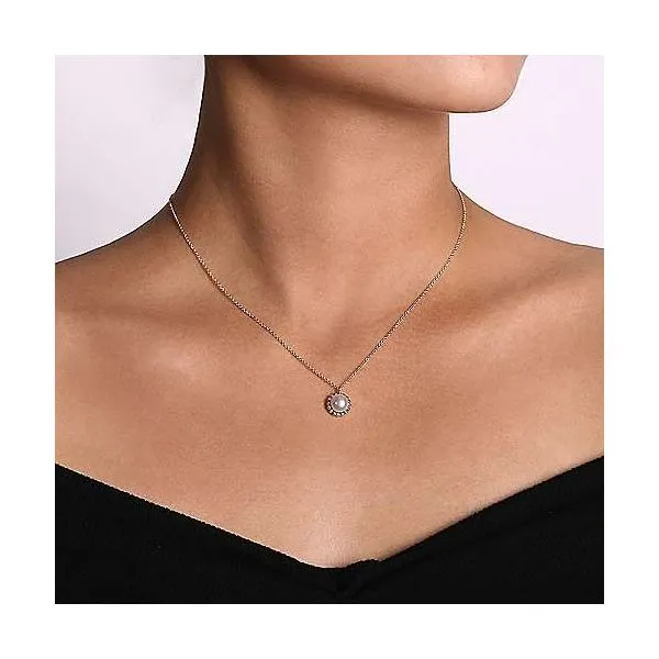 SS Pearl Pendant