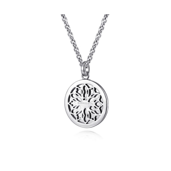 Men's Compass Necklace Image 2 Carroll's Jewelers Doylestown, PA
