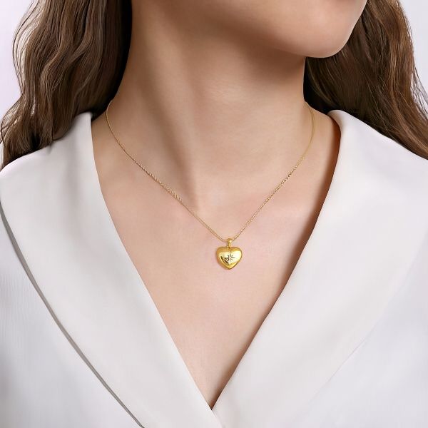 14K Diamond Star Heart Locket by Gabriel & Co. Image 4 Goldmart Jewelers Redding, CA