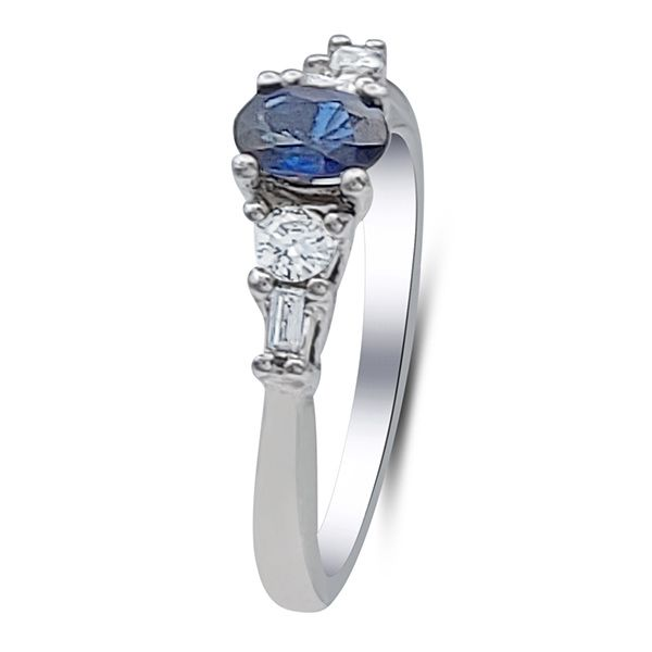 Stately, Retro Era 14K Blue Sapphire Fashion Ring (Estate) Goldmart Jewelers Redding, CA