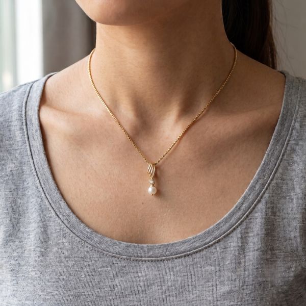14K Yellow Gold Estate Pearl & Diamond Drop Pendant Image 2 Goldmart Jewelers Redding, CA