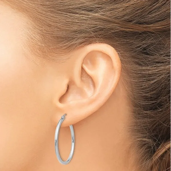14K Medium Tube Hoop Earrings – Goldmart Signature Image 2 Goldmart Jewelers Redding, CA