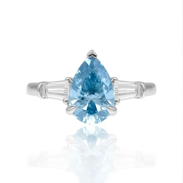 Lab Grown Diamond Engagement Ring