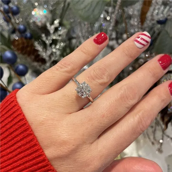 Lab Grown Diamond Engagement Ring