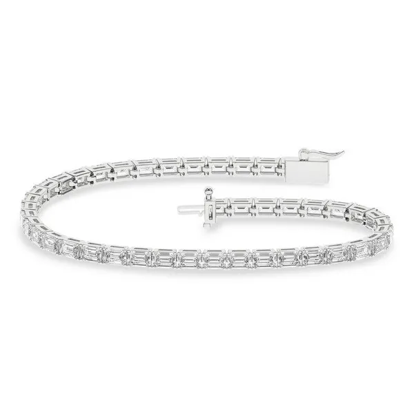 Lab Grown Diamond Bracelet The Yellow Door Brooklyn, NY