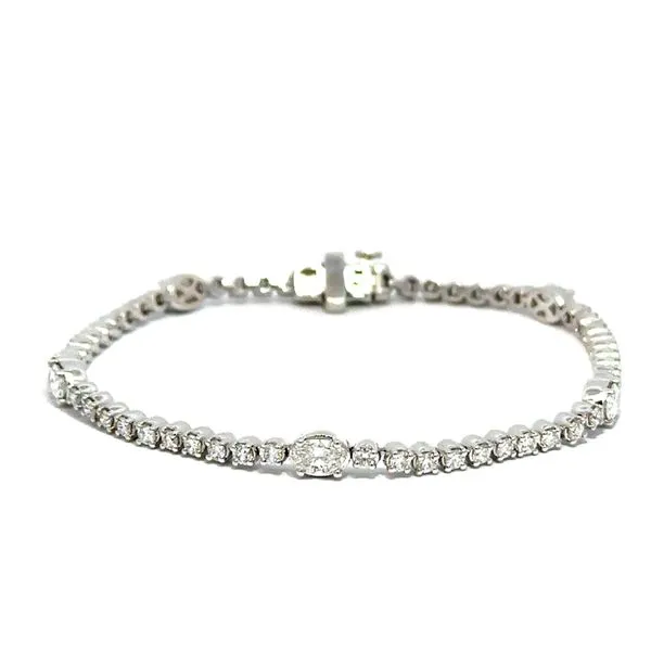Lab Grown Diamond Bracelet The Yellow Door Brooklyn, NY