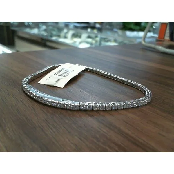 Lab Grown Diamond Bracelet The Yellow Door Brooklyn, NY