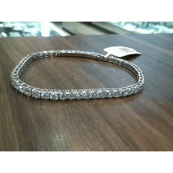 Lab Grown Diamond Bracelet The Yellow Door Brooklyn, NY