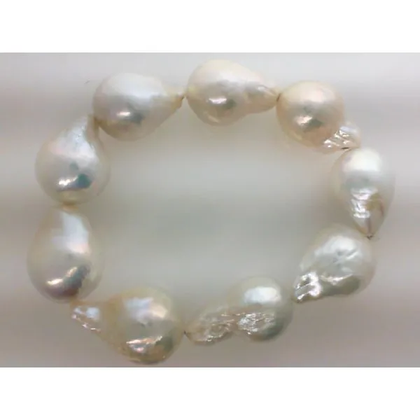 Pearl Bracelet The Yellow Door Brooklyn, NY