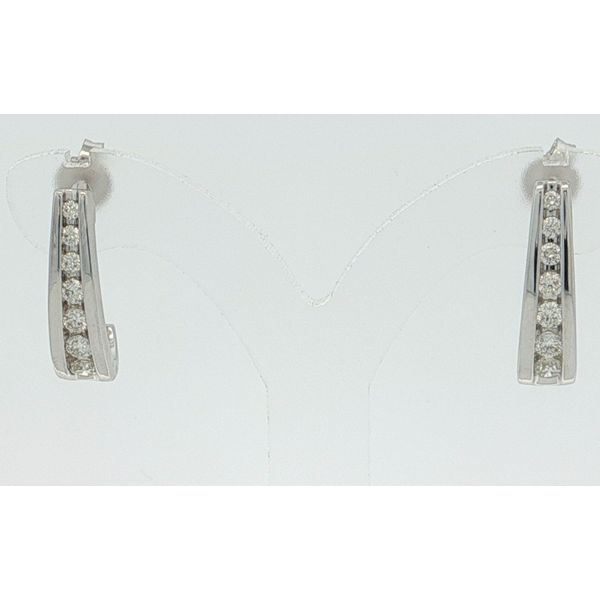 Diamond Earrings Thomas A. Davis Jewelers Holland, MI