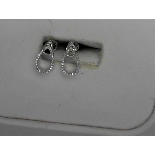 Diamond Earrings Thomas A. Davis Jewelers Holland, MI