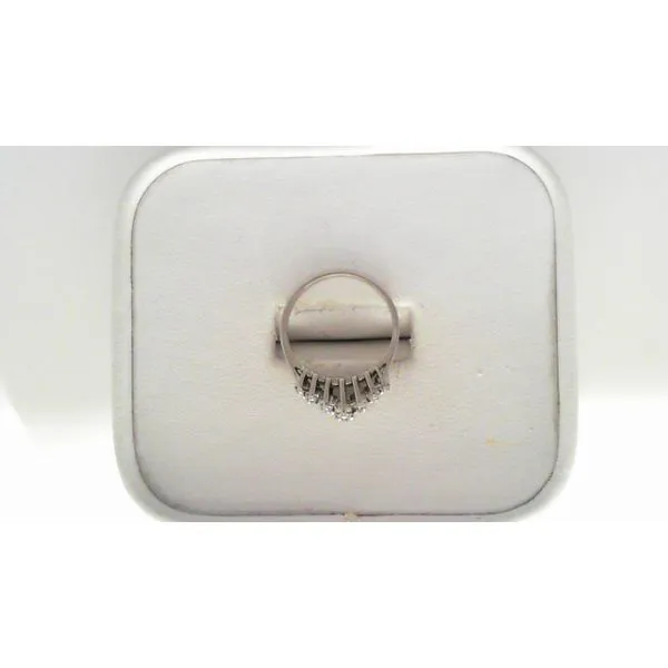 Estate Jewelry Piece Image 2 Thomas A. Davis Jewelers Holland, MI