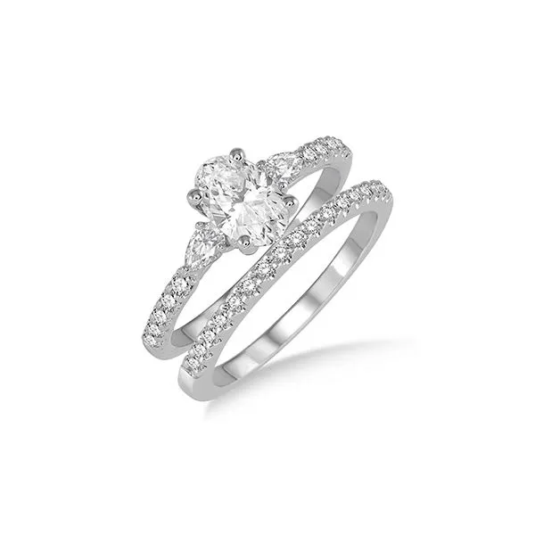 14Kt White Gold Diamond Wedding Set with Oval Center Tipton's Fine Jewelry Lawton, OK