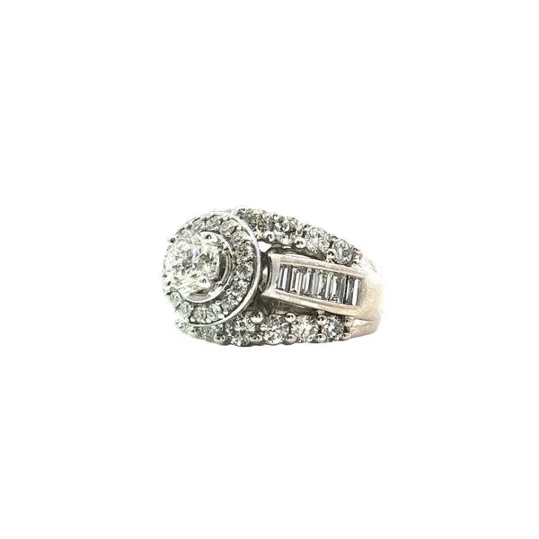 Diamond Wedding Set in 14K White Gold Image 2 Tipton's Fine Jewelry Lawton, OK