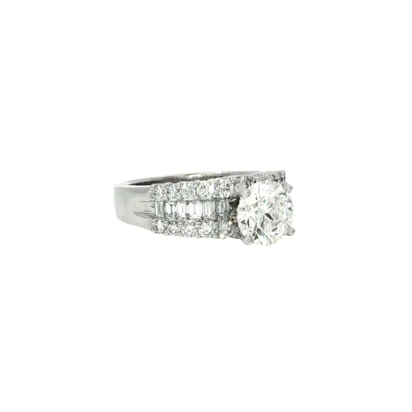 18K White Gold Diamond Engagement Ring Image 2 Tipton's Fine Jewelry Lawton, OK