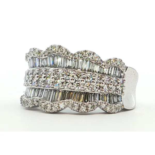 18K White Gold Ladies Diamond Wedding Band Image 2 Tipton's Fine Jewelry Lawton, OK