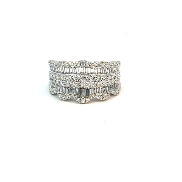18K White Gold Ladies Diamond Wedding Band Tipton's Fine Jewelry Lawton, OK