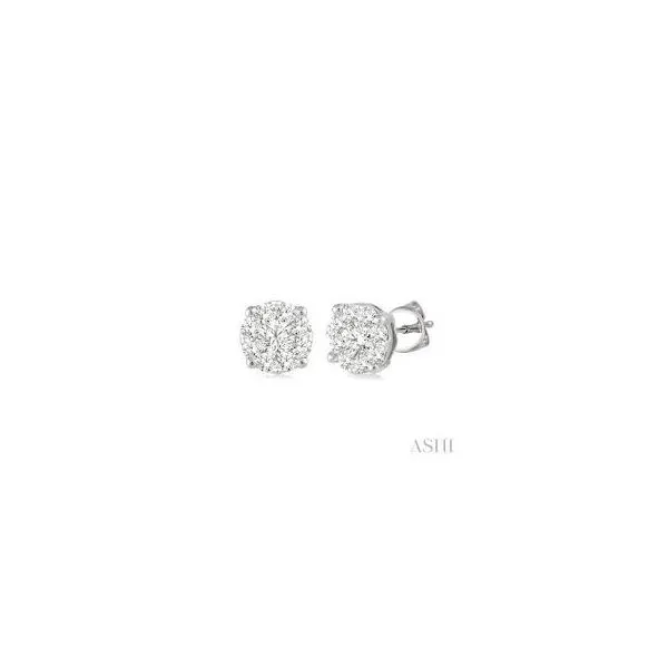 14K White Gold Lovebright Diamond Studs Tipton's Fine Jewelry Lawton, OK