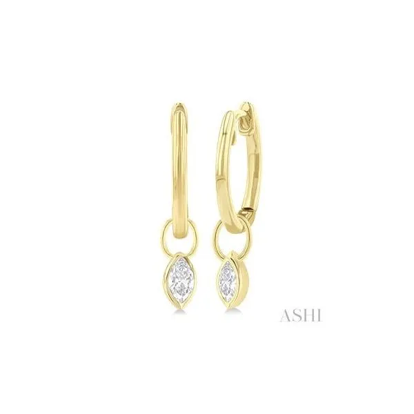 14K Yellow Gold Diamond Earrings Tipton's Fine Jewelry Lawton, OK