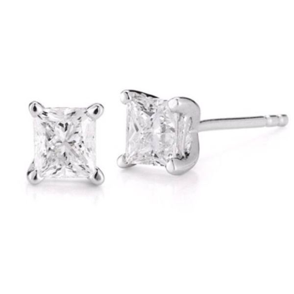 Diamond Earrings Tipton's Fine Jewelry Lawton, OK