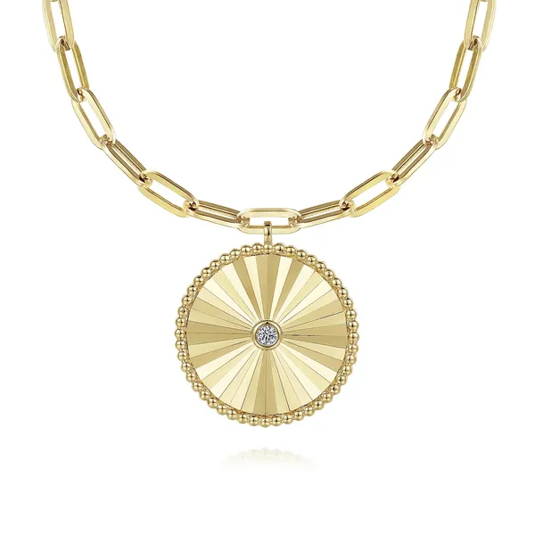 14K Yellow Gold Textured Dia Medallion Necklace Tipton's Fine Jewelry Lawton, OK