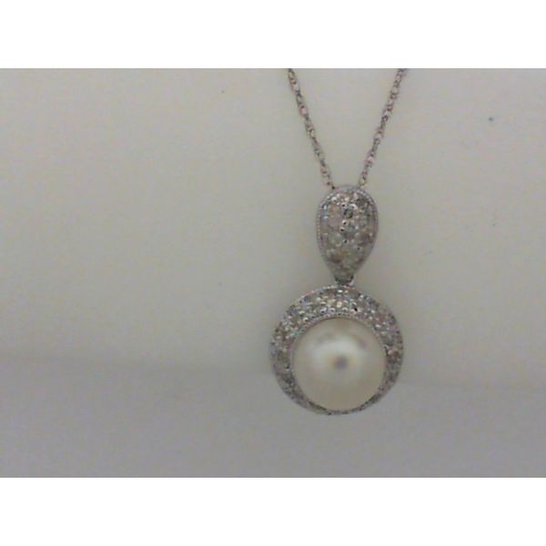 Pearl Pendant Tipton's Fine Jewelry Lawton, OK