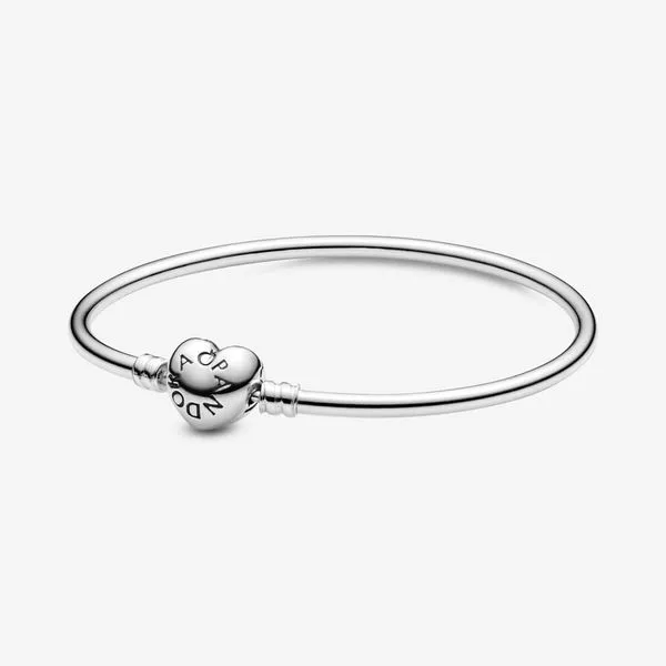 Radiating Heart Clasp Silver Bangle Tipton's Fine Jewelry Lawton, OK