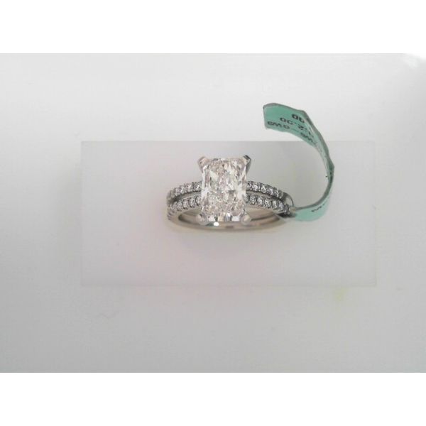 Diamond Women's Wedding Band T.J.'s Fine Jewelry Carbondale, IL