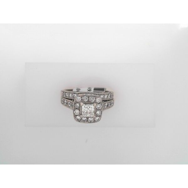 Wedding Set T.J.'s Fine Jewelry Carbondale, IL