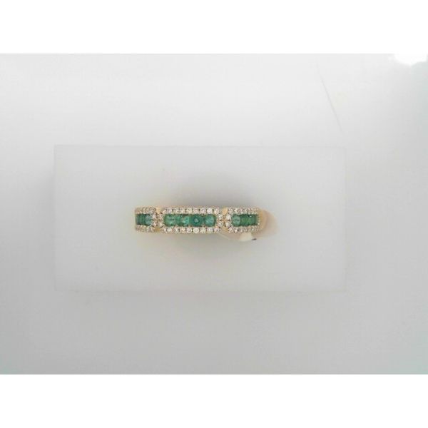 Gemstone Ring T.J.'s Fine Jewelry Carbondale, IL