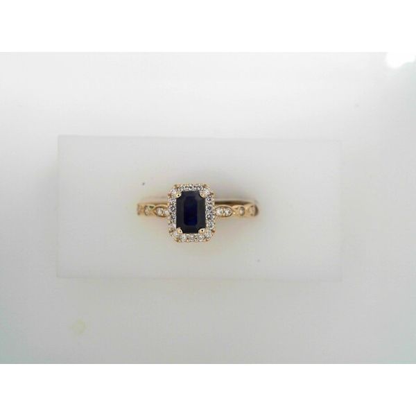 Gemstone Ring T.J.'s Fine Jewelry Carbondale, IL