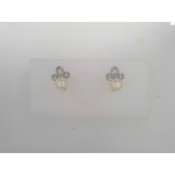 Pearl Earrings T.J.'s Fine Jewelry Carbondale, IL