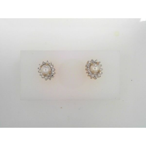 Pearl Earrings T.J.'s Fine Jewelry Carbondale, IL