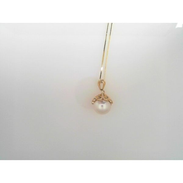 Pearl Pendant T.J.'s Fine Jewelry Carbondale, IL