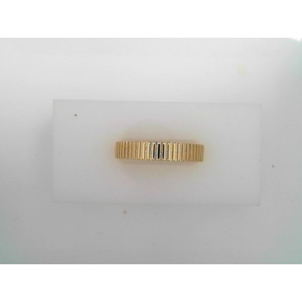 Precious Metal Ring T.J.'s Fine Jewelry Carbondale, IL