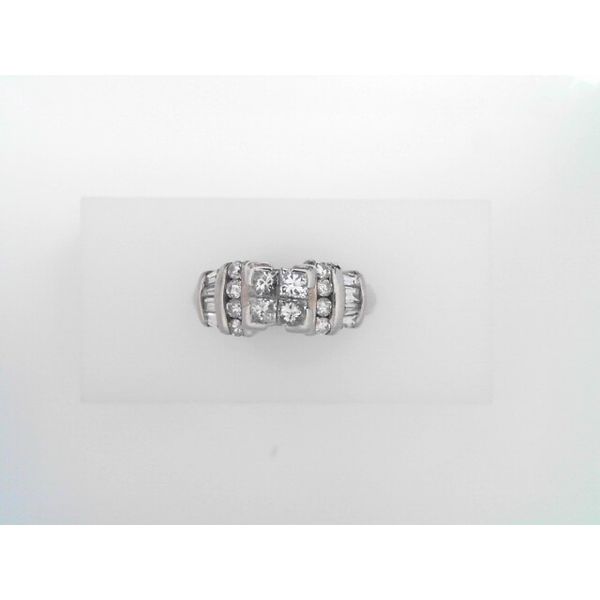 Estate Ring T.J.'s Fine Jewelry Carbondale, IL