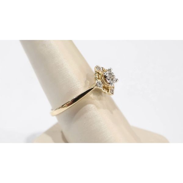 Floral Engagement Ring Image 2 Timmreck & McNicol Jewelers McMinnville, OR