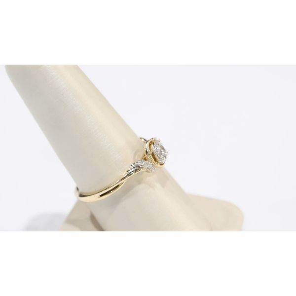 Oval Engagement Ring Image 2 Timmreck & McNicol Jewelers McMinnville, OR