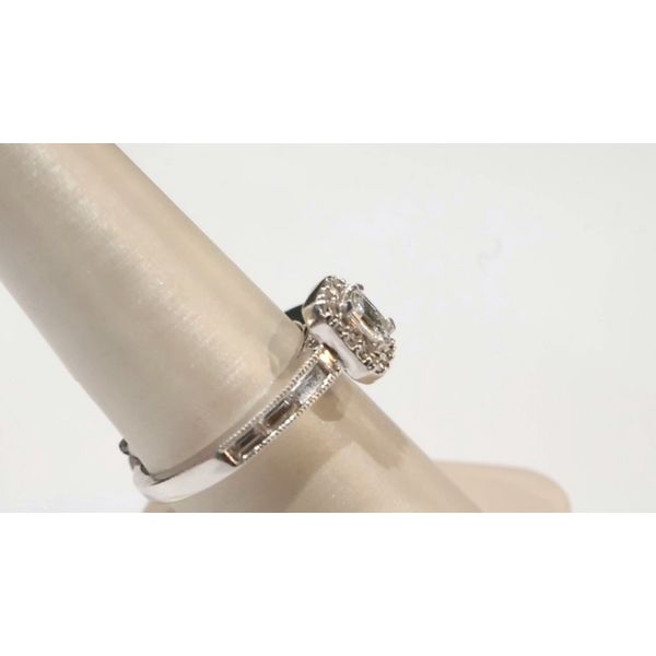 Emerald cut Engagement Ring Image 2 Timmreck & McNicol Jewelers McMinnville, OR