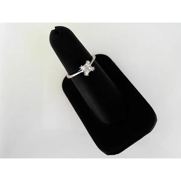 Engagement Ring Timmreck & McNicol Jewelers McMinnville, OR