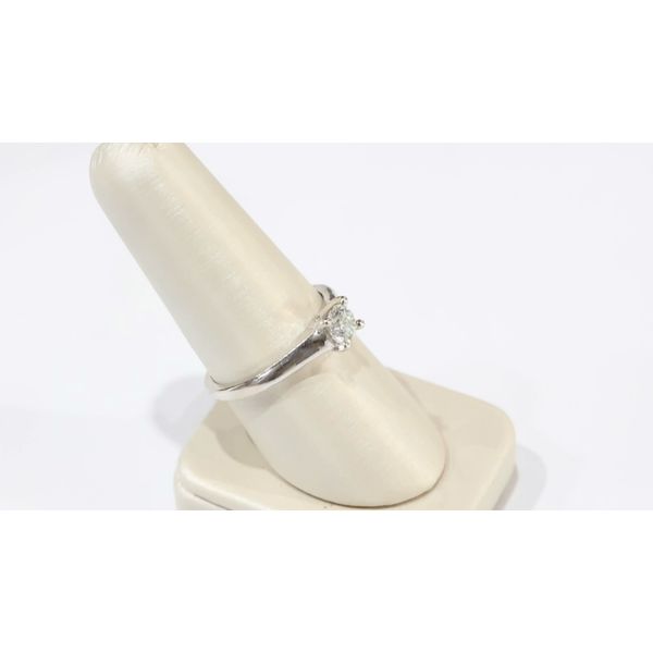 Solitaire Engagement Ring Image 2 Timmreck & McNicol Jewelers McMinnville, OR